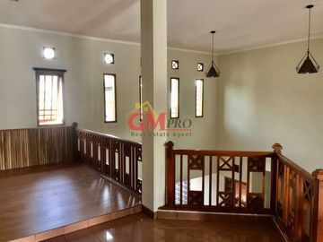 RUMAH DI PARAHYANGAN RUMAH VILLA PRV GEGERKALONG BANDUNG - UTARA