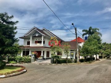 RUMAH DI PARAHYANGAN RUMAH VILLA PRV GEGERKALONG BANDUNG - UTARA