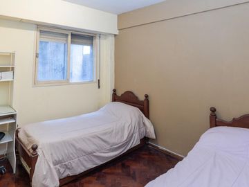 EN VENTA-DEPARTAMENTO DE DOS DORMITORIOS-ZONA CENTRO