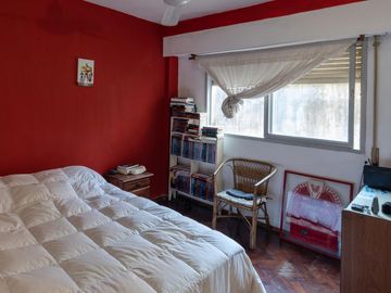 EN VENTA-DEPARTAMENTO DE DOS DORMITORIOS-ZONA CENTRO