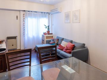 EN VENTA-DEPARTAMENTO DE DOS DORMITORIOS-ZONA CENTRO