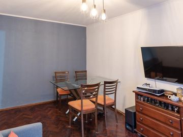 EN VENTA-DEPARTAMENTO DE DOS DORMITORIOS-ZONA CENTRO