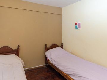 EN VENTA-DEPARTAMENTO DE DOS DORMITORIOS-ZONA CENTRO