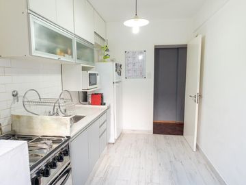 EN VENTA-DEPARTAMENTO DE DOS DORMITORIOS-ZONA CENTRO