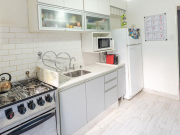 EN VENTA-DEPARTAMENTO DE DOS DORMITORIOS-ZONA CENTRO
