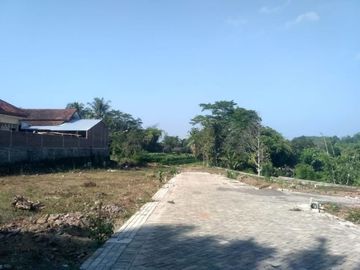 tanah dijual pinggir jalan jember