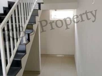 Disewa Rumah 2 Lt Type 141/162 m2 Lokasi The Home Southlink - Batam