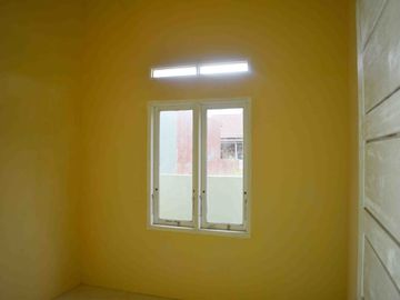 rumah cantik ada pagar di bukit barisan