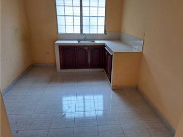 VENDO HERMOSA CASA DE TRES HABITACIONES