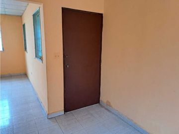 VENDO HERMOSA CASA DE TRES HABITACIONES