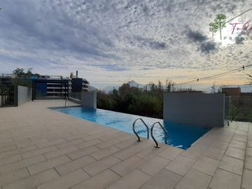 Depto Townhouse en venta 4D/5B Quinchamali Las Condes