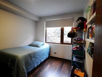 Depto Townhouse en venta 4D/5B Quinchamali Las Condes