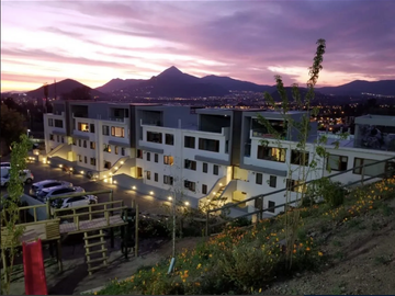 Depto Townhouse en venta 4D/5B Quinchamali Las Condes