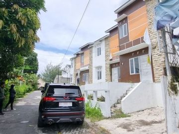 RUMAH MURAH 2LANTAI SIAP HUNI DEKAT KANTOR BUPATI KULON PROGO