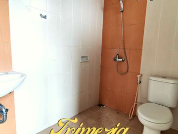 JUAL CEPAT RUMAH MODERN DI PUSAT KOTA GADING SERPONG