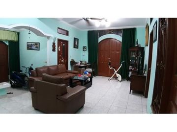 Di jual cepat rumah murah 2 lantai di Kemang pratama,pekayon