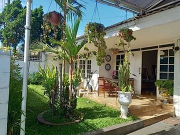 Rumah cantik antapani dekat cisaranten, arcamanik bandung timur