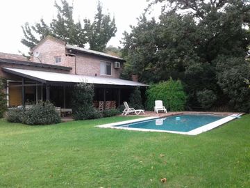 Casa en venta en Hurlingham