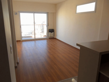 Departamento en Venta en San Cristóbal 2 ambientes 50 m2 + balcón al contrafrente, edificio con amenities, bajas expensas - Av Independencia 2200