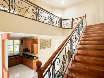 Dijual Rumah Luas Dengan Harga Murah Masih Ada Taman Dibelakang