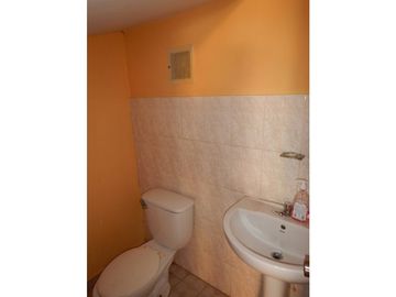 VENTA CASA DUPLEX PEDREGAL
