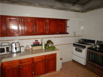 VENTA CASA DUPLEX PEDREGAL