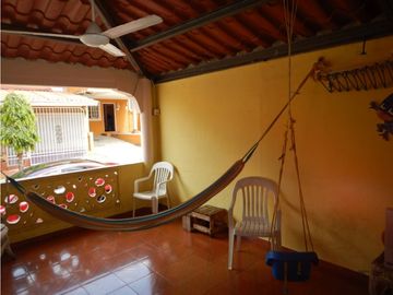 VENTA CASA DUPLEX PEDREGAL