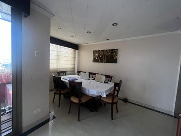 VENTA DEPARTAMENTO GRANDE 4 DORMITORIOS CONDOMINIO SEGURIDAD  MALECON  200 VISTA AL RIO JLR