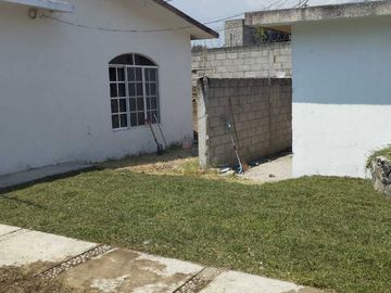 CASA NUEVA EN COCOYOC, BONITA, ESCRITURADA, ACEPTA CRÉDITOS