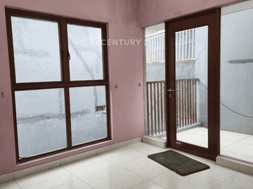 Rumah Bagus Dengan Lokasi Strategis Dekat Pusat Kuliner Di JGC