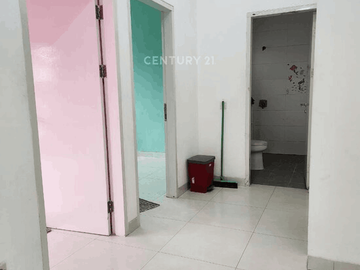 Rumah Bagus Dengan Lokasi Strategis Dekat Pusat Kuliner Di JGC