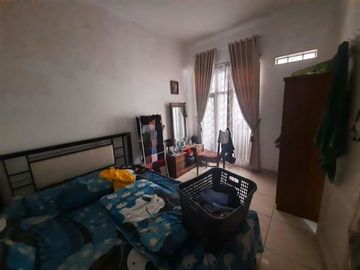Rumah 2 Lantai Apik Asri Siap Huni di Cluster Jalan Somawinata Tanimulya Ngamprah KBB
