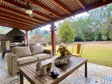Parcela en Venta en Colina