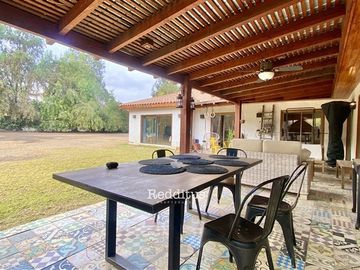 Parcela en Venta en Colina