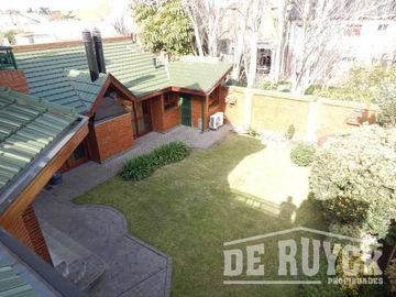Chalet en Venta en Quilmes Oeste