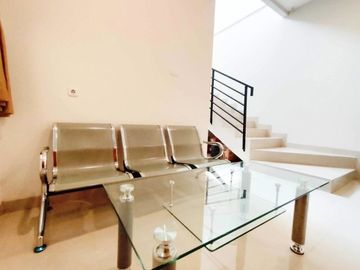 Rumah Kost Beserta Tanah Siap Bangun Dekat Galuh Mas Karawang