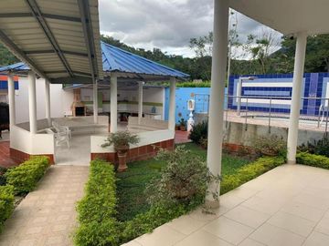 casa campestre en venta en vereda la honda norte. Cod V1228