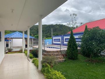 casa campestre en venta en vereda la honda norte. Cod V1228