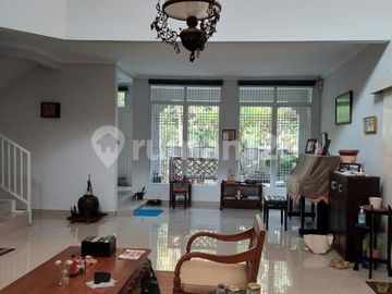 Dijual Rumah Asri Sudah Renovasi Siap Huni di Bintaro Jaya Sektor 6