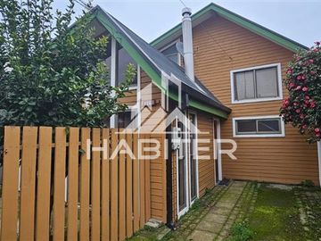 Casa en venta de 3 dorm. en Los Angeles