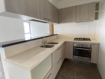 Venta de Apartamento en Floridablanca-sector de la Foscal. Cod V9036