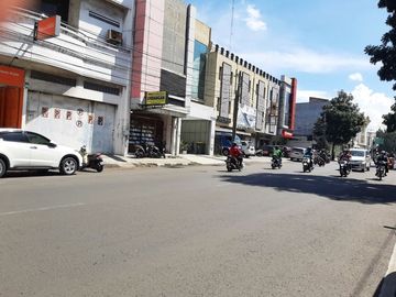 Di Jual Ruko 3 Lantai Kawasan Sentra Bisnis Jl. Astana Anyar, Bandung