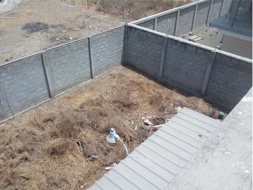 Casa de venta en Manta en urbanización sector norte