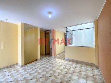 TE PRESENTO ÉSTA HERMOSA CASA EN LA URB. VIPOL SMP.

Cuando buscas una propiedad, deseas que tú y tu familia pasen momentos inolvidables y el requis
