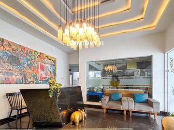 DISEWAKAN GEDUNG ATAU SPACE KOMERSIAL DI KEMANG JAK SEL