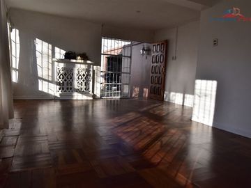 Casa en Venta en Avenida España