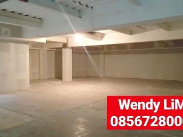 DISEWAKAN GEDUNG KANTOR STRATEGIS At SENOPATI Ry , IDR. 2,5 M/thn