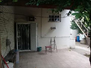PH CASA EN VENTA EN MERLO CENTRO