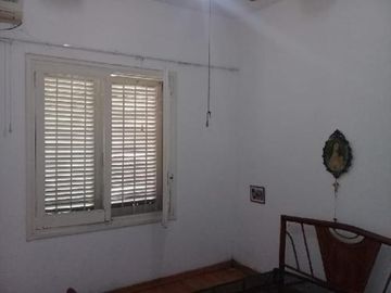 PH CASA EN VENTA EN MERLO CENTRO