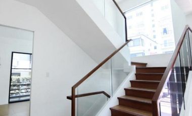 Luxury House for Sale/Rent in McKinley Hill, Taguig City